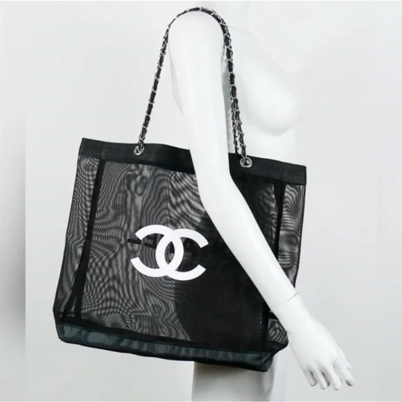 NWT Chanel Mesh Beach Tote Bag + Matching Pouch & Ribbon - Picture 3 of 3
